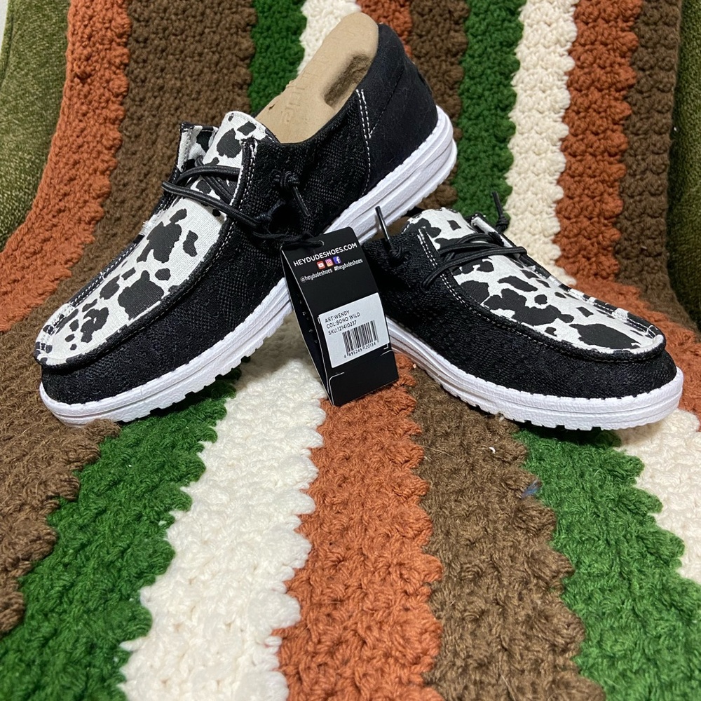 NWT HeyDude Wendy Cowprint SlipOns SIZE 9 WOMENS - Picture 1 of 10